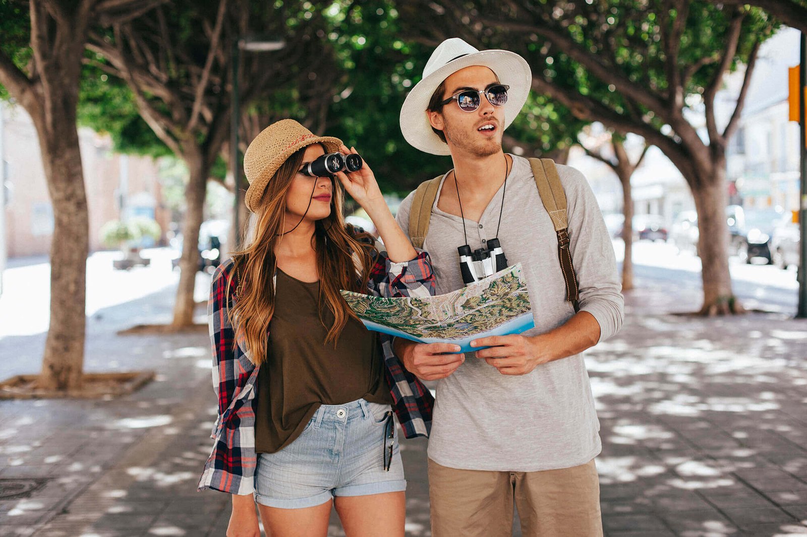 lost tourists finding way
