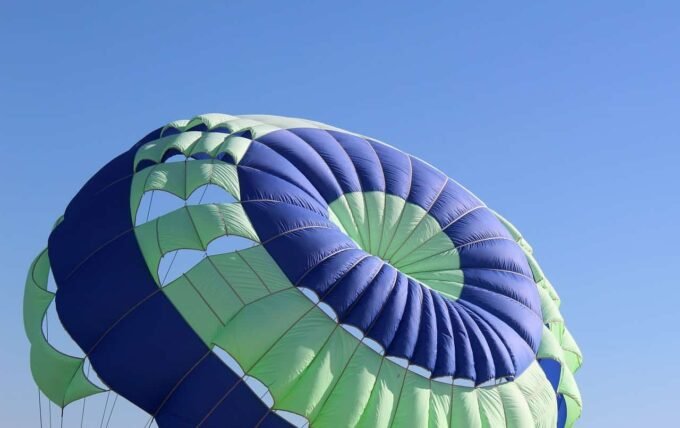 parachute 7762557 1280